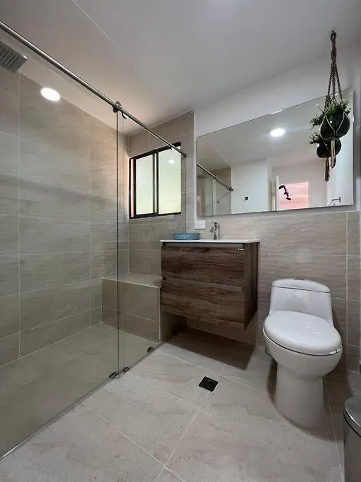 Apartamento Amueblado En El Poblado Medellin - San